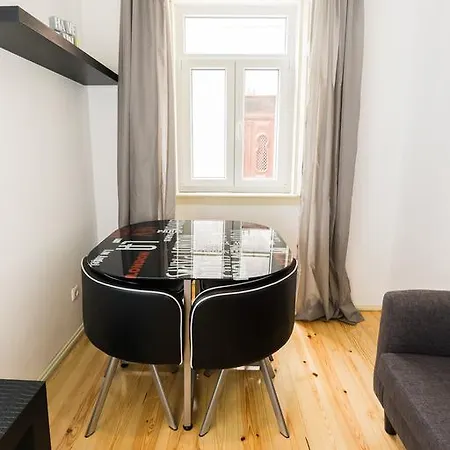 Shortstayflat - Love Downtown Apartment *